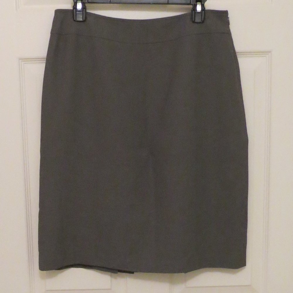 Casual Corner Annex Gray Skirt Size 12 Polyester